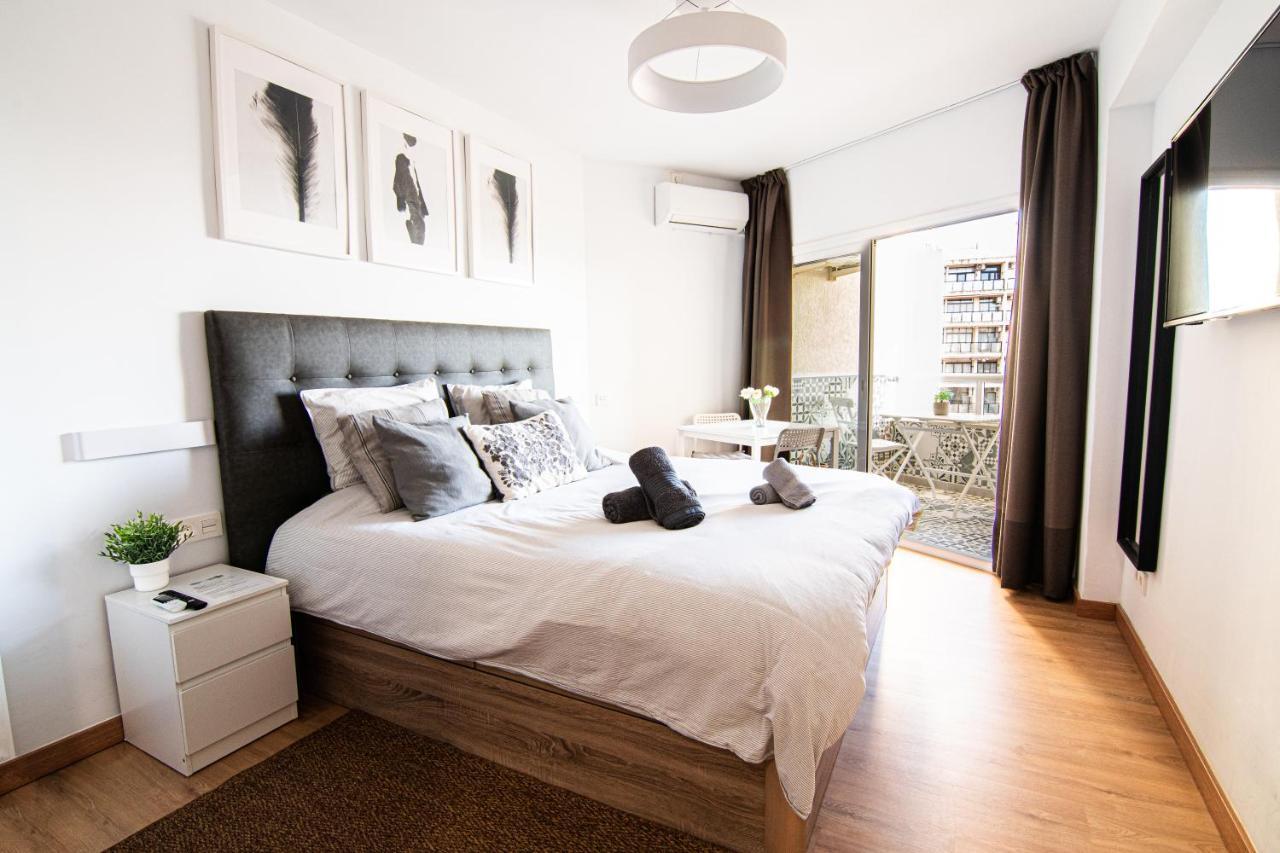 Apartment Puerto Marina - First Line Beach - Benalmadena - Malaga Luaran gambar
