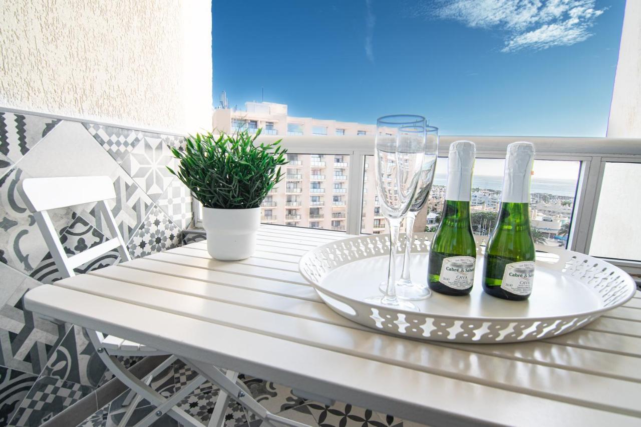 Apartment Puerto Marina - First Line Beach - Benalmadena - Malaga Luaran gambar