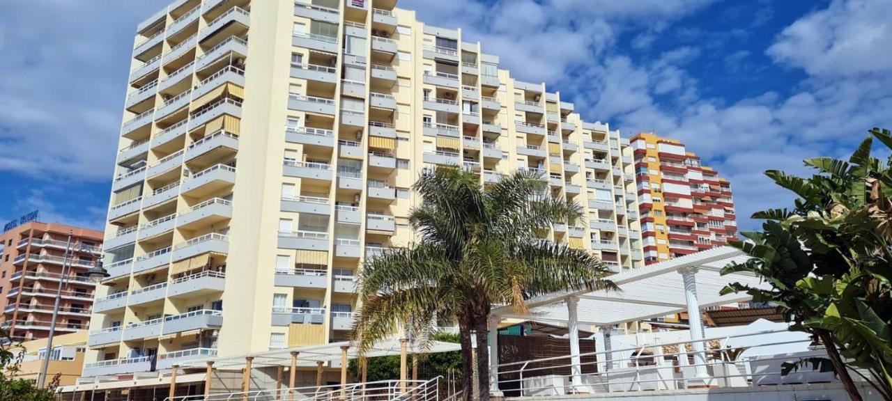 Apartment Puerto Marina - First Line Beach - Benalmadena - Malaga Luaran gambar