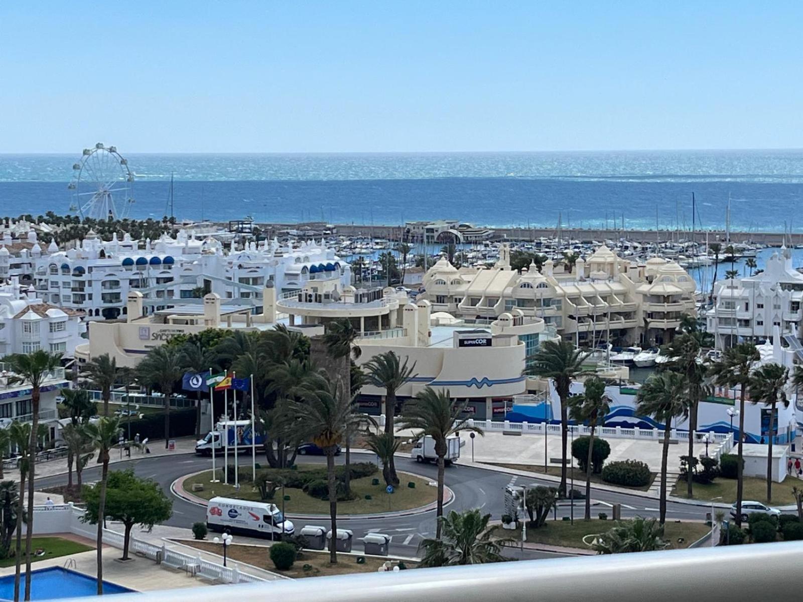 Apartment Puerto Marina - First Line Beach - Benalmadena - Malaga Luaran gambar