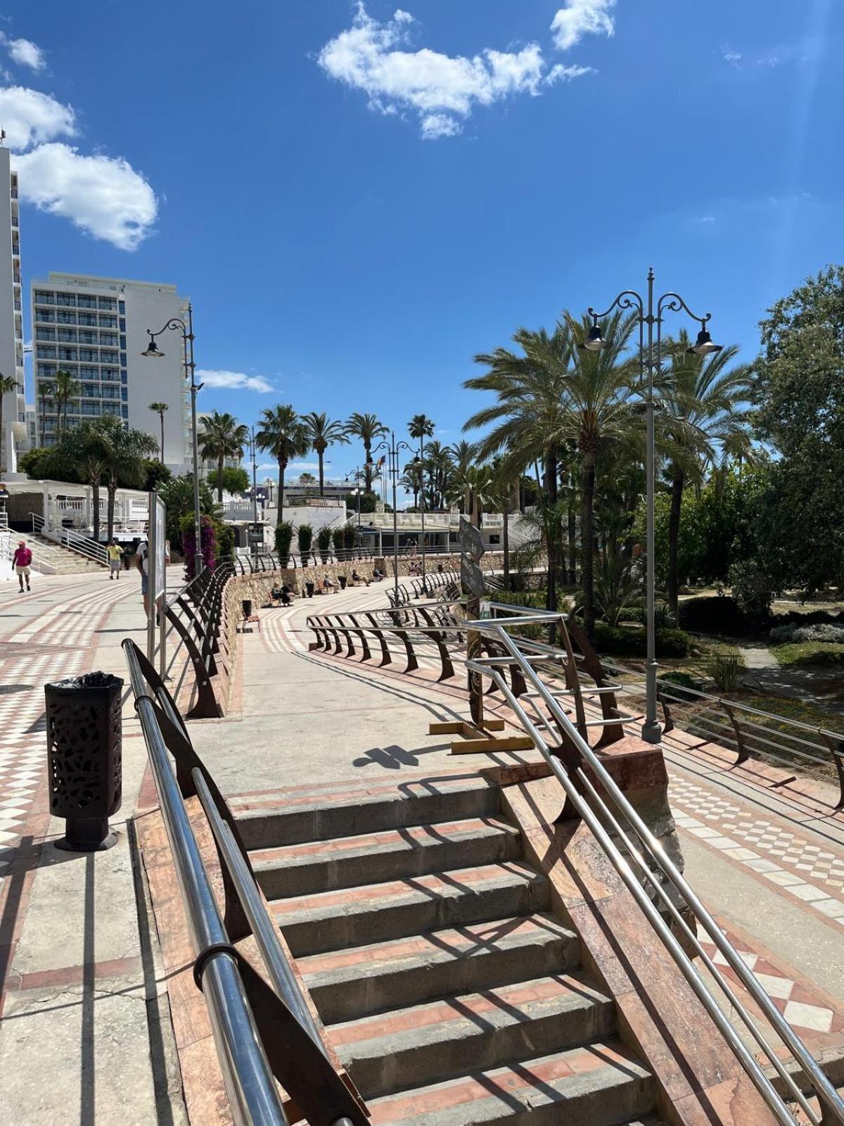 Apartment Puerto Marina - First Line Beach - Benalmadena - Malaga Luaran gambar